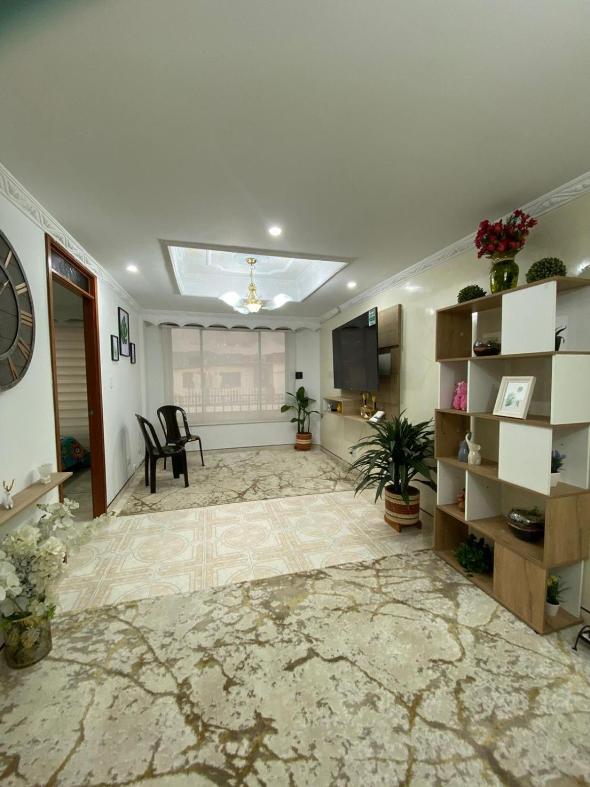 Cerca Al Aeropuerto Apartment Bogota